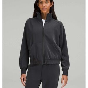 Lululemon Brushed Softstreme Funnel-Neck Zip Up Black Crop Fit Women Size 2 EUC